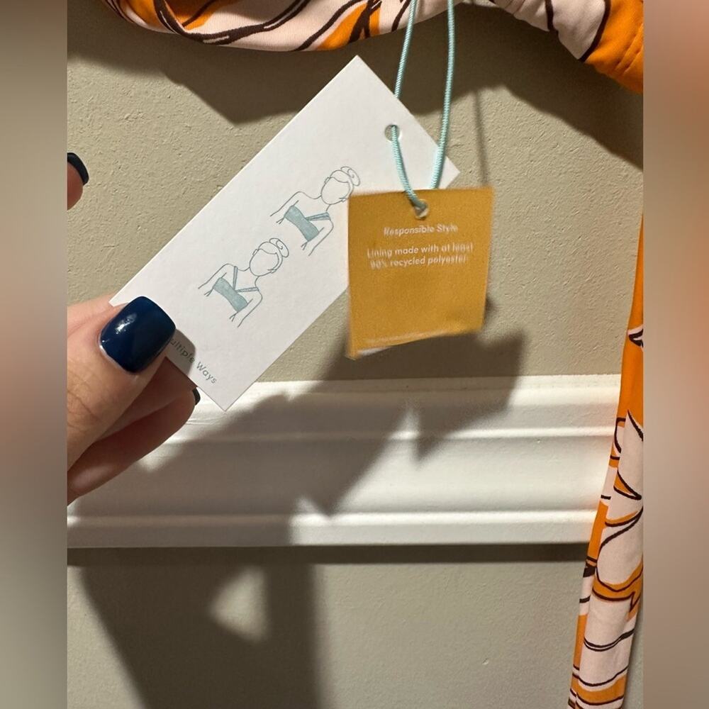 Brand New Kona Sol Bathing suit top! - Picture 5 of 6